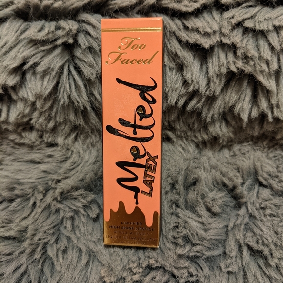 Too Faced Melted Latex Liquified Lipstick - Picture 5 of 6